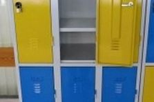 Kovové šatní skříně pro školy - Základní škola - šatní skříňky